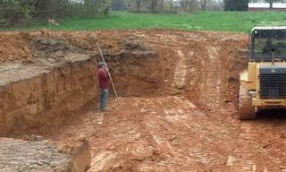Выкопать котлован под фундамент в Мичуринске - от 2546 руб. | 2Землекопа-Мчр